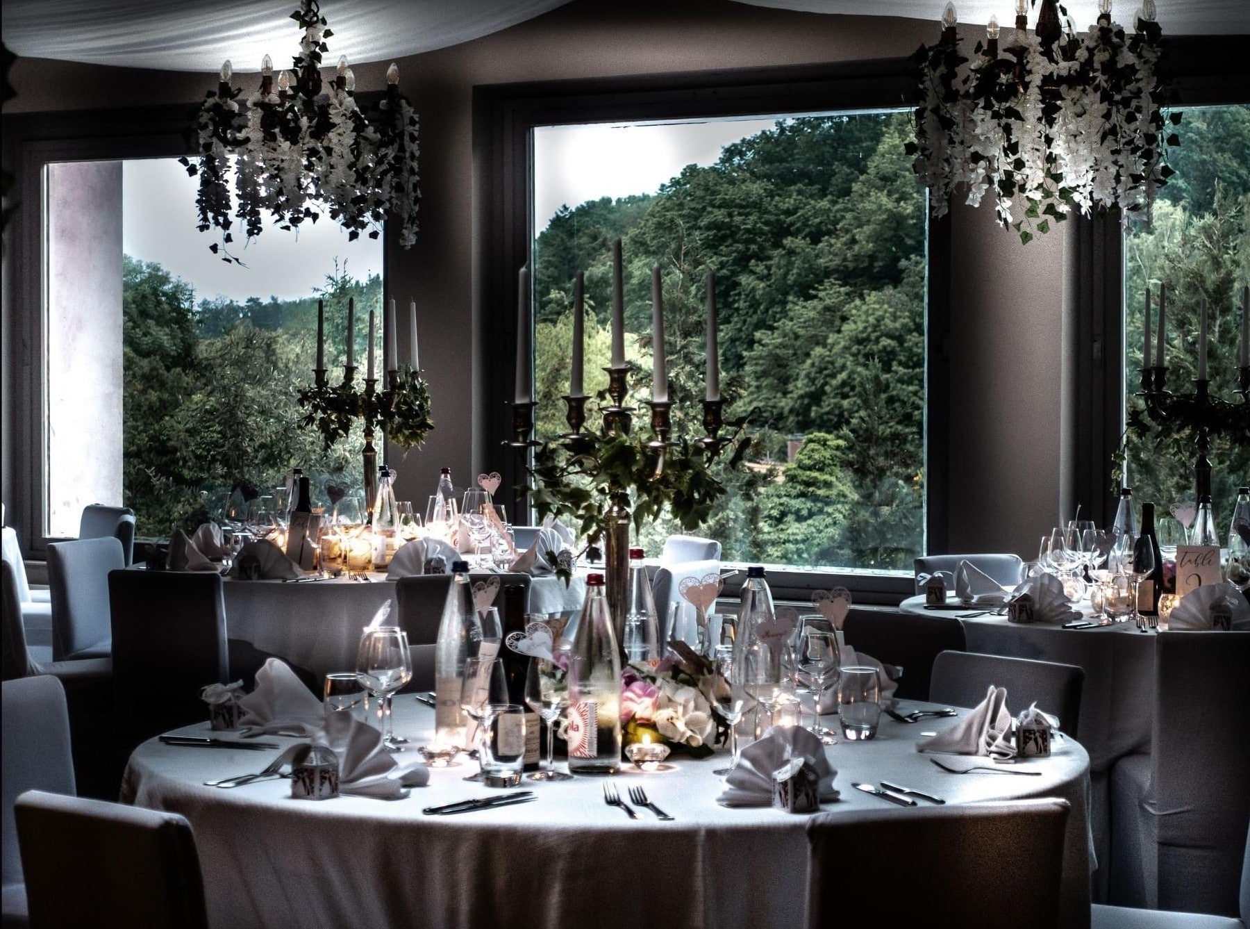 Photo de décoration de mariage à l'Hôtel des Vosges, image 9