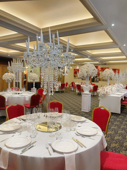 Dîner de mariage élégant dans la Salle des Ambassadeurs à Mulhouse